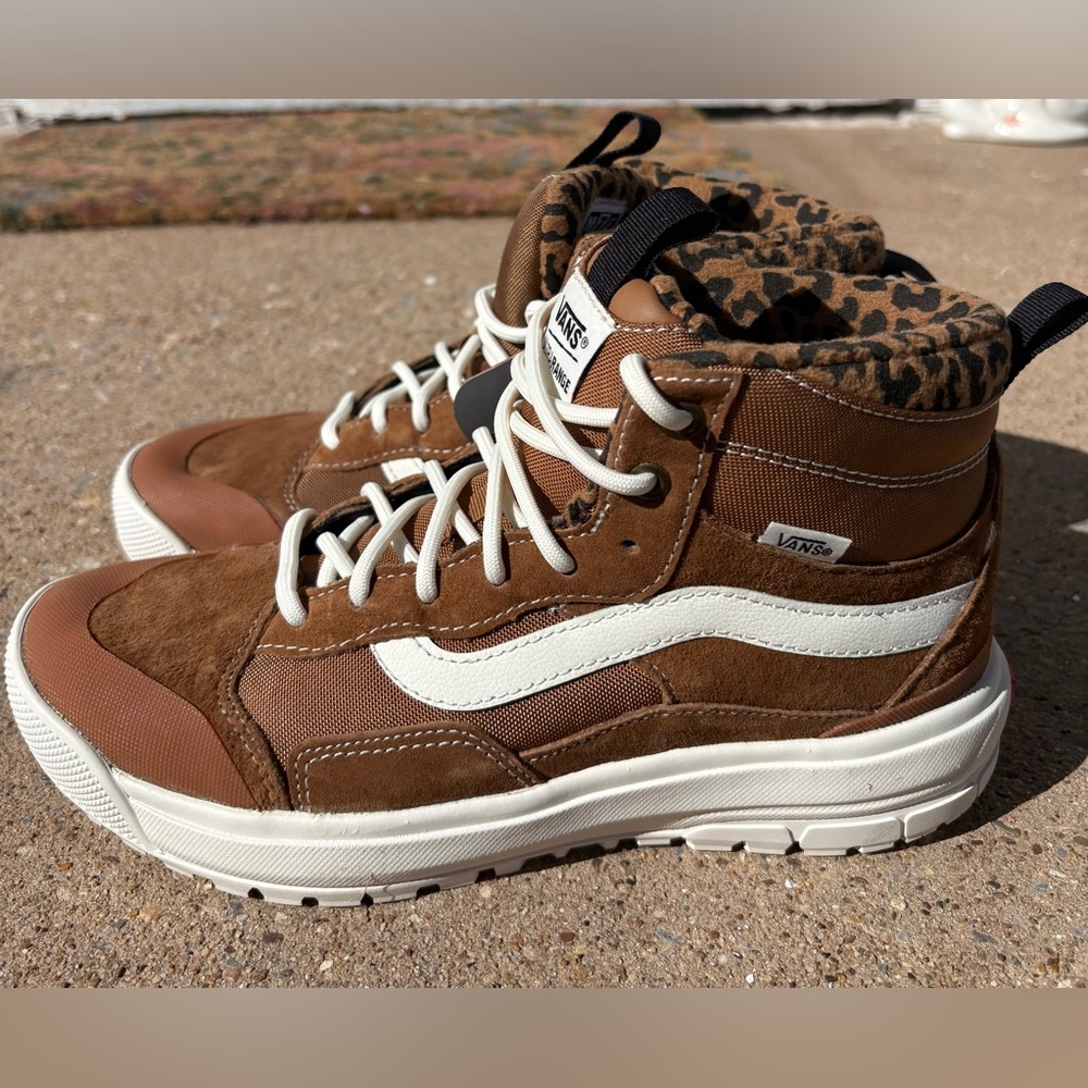 Vans Brown High-Top Sneakers with White Side Stripe and Leopard Collar